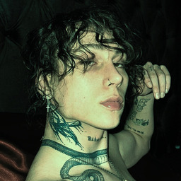 @torntxpieces